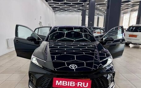 Toyota Camry, 2025 год, 4 900 000 рублей, 2 фотография