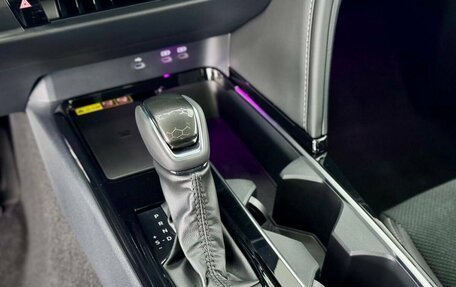 Toyota Camry, 2025 год, 4 900 000 рублей, 26 фотография