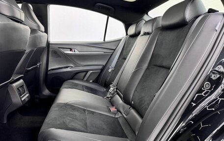 Toyota Camry, 2025 год, 4 900 000 рублей, 28 фотография