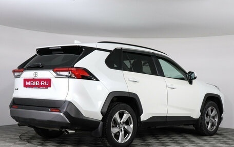 Toyota RAV4, 2021 год, 2 897 000 рублей, 4 фотография