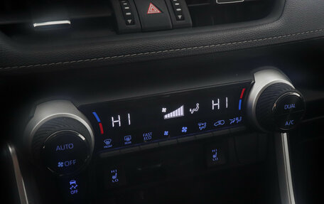 Toyota RAV4, 2021 год, 2 897 000 рублей, 12 фотография