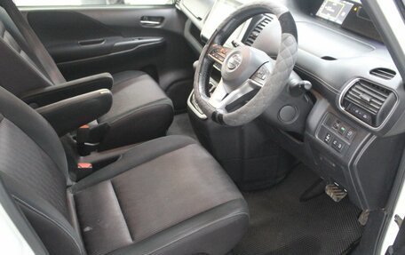 Nissan Serena IV, 2016 год, 1 820 000 рублей, 18 фотография