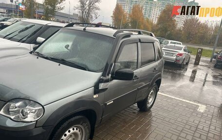 Chevrolet Niva I рестайлинг, 2015 год, 639 000 рублей, 1 фотография