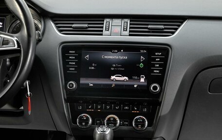 Skoda Octavia, 2017 год, 1 295 000 рублей, 8 фотография