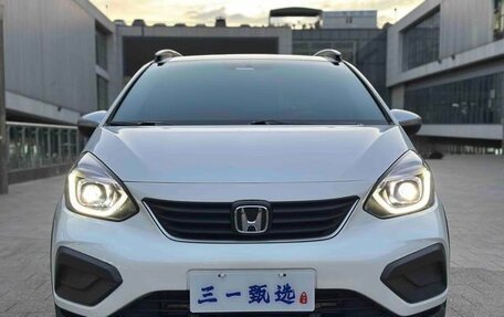 Honda Fit, 2022 год, 1 085 000 рублей, 2 фотография