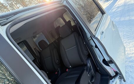 Honda Stepwgn IV, 2019 год, 2 300 000 рублей, 2 фотография