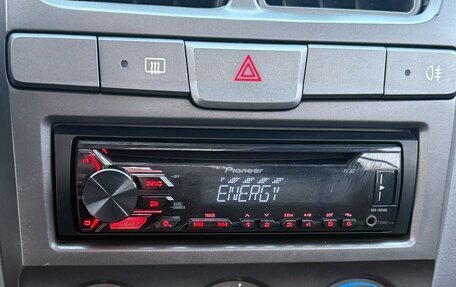 Hyundai Accent II, 2004 год, 380 000 рублей, 29 фотография