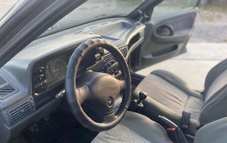 Daewoo Nexia I рестайлинг, 2005 год, 180 000 рублей, 2 фотография