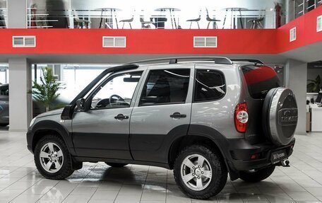 Chevrolet Niva I рестайлинг, 2013 год, 655 000 рублей, 4 фотография