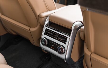 Land Rover Range Rover IV рестайлинг, 2025 год, 23 500 000 рублей, 37 фотография