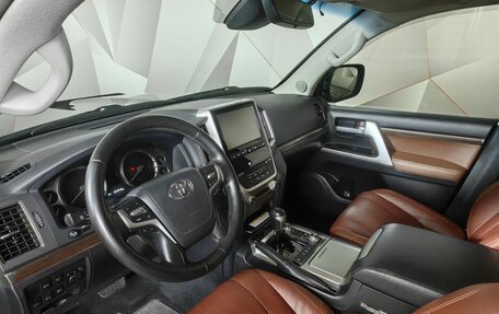 Toyota Land Cruiser 200, 2015 год, 5 598 000 рублей, 18 фотография