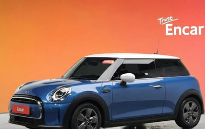 MINI Hatch, 2022 год, 1 715 000 рублей, 1 фотография