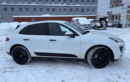 Porsche Macan I рестайлинг, 2016 год, 3 950 000 рублей, 2 фотография
