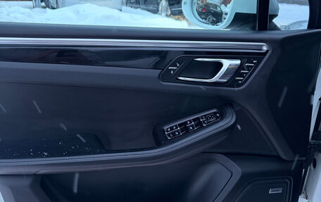 Porsche Macan I рестайлинг, 2016 год, 3 950 000 рублей, 16 фотография