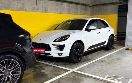 Porsche Macan I рестайлинг, 2016 год, 3 950 000 рублей, 22 фотография