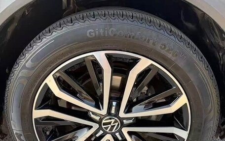 Volkswagen T-Roc I, 2022 год, 1 860 001 рублей, 20 фотография