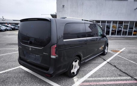 Mercedes-Benz V-Класс, 2026 год, 14 800 000 рублей, 3 фотография