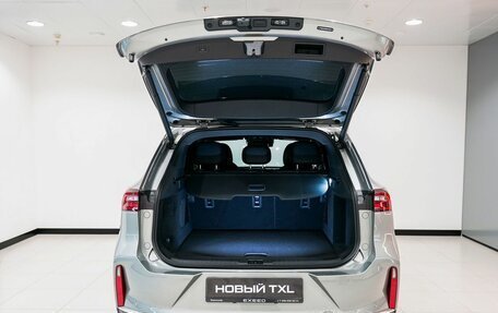 CheryExeed TXL, 2024 год, 3 880 000 рублей, 9 фотография