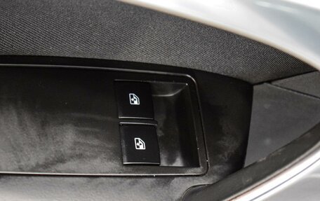 Opel Insignia II рестайлинг, 2014 год, 1 000 000 рублей, 15 фотография