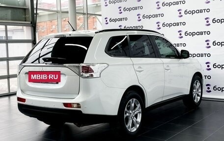 Mitsubishi Outlander III рестайлинг 3, 2013 год, 1 525 000 рублей, 6 фотография