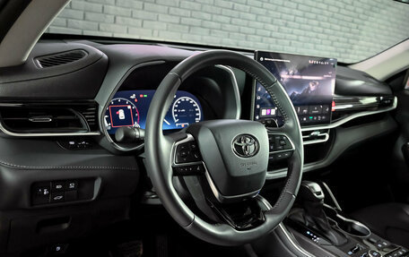 Toyota Highlander, 2025 год, 5 770 000 рублей, 12 фотография