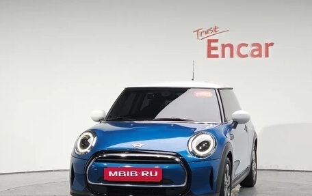 MINI Hatch, 2022 год, 1 715 000 рублей, 2 фотография