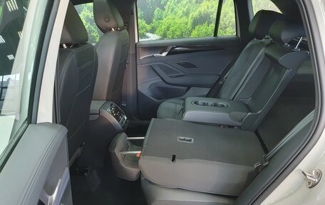 Volkswagen Tiguan, 2025 год, 5 198 000 рублей, 16 фотография