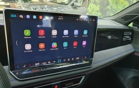 Volkswagen Tiguan, 2025 год, 5 198 000 рублей, 26 фотография