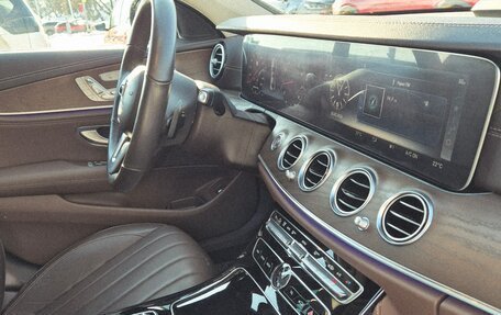 Mercedes-Benz E-Класс, 2020 год, 4 440 000 рублей, 10 фотография
