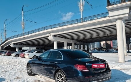 Mercedes-Benz E-Класс, 2020 год, 4 440 000 рублей, 3 фотография