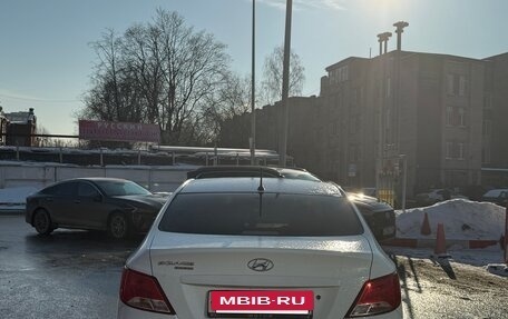 Hyundai Solaris II рестайлинг, 2016 год, 695 000 рублей, 4 фотография