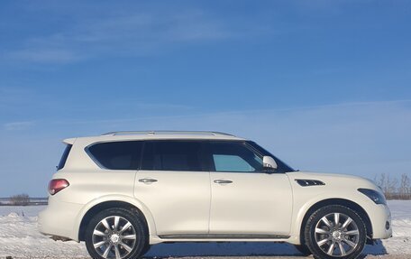 Infiniti QX56, 2013 год, 2 800 000 рублей, 2 фотография
