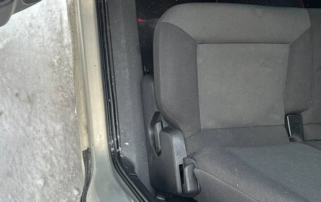 Opel Zafira OPC B, 2006 год, 569 000 рублей, 21 фотография