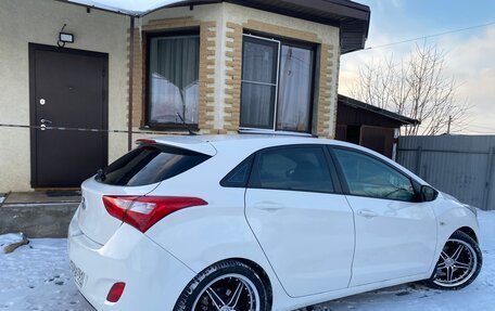 Hyundai i30 II рестайлинг, 2012 год, 700 000 рублей, 2 фотография