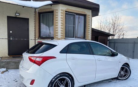 Hyundai i30 II рестайлинг, 2012 год, 700 000 рублей, 3 фотография