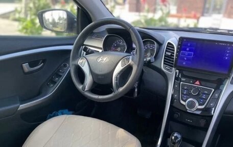 Hyundai i30 II рестайлинг, 2012 год, 700 000 рублей, 13 фотография