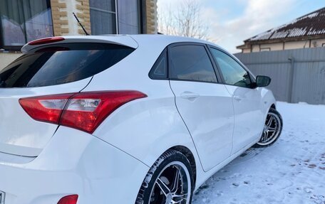 Hyundai i30 II рестайлинг, 2012 год, 700 000 рублей, 4 фотография