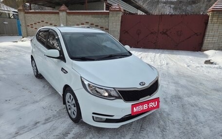 KIA Rio III рестайлинг, 2017 год, 890 000 рублей, 4 фотография