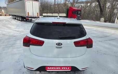 KIA Rio III рестайлинг, 2017 год, 890 000 рублей, 10 фотография