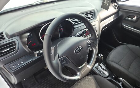 KIA Rio III рестайлинг, 2017 год, 890 000 рублей, 22 фотография