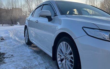 Toyota Camry, 2019 год, 3 050 000 рублей, 7 фотография