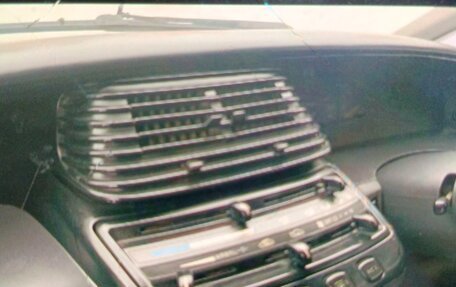 Toyota Estima III рестайлинг -2, 1994 год, 285 000 рублей, 10 фотография