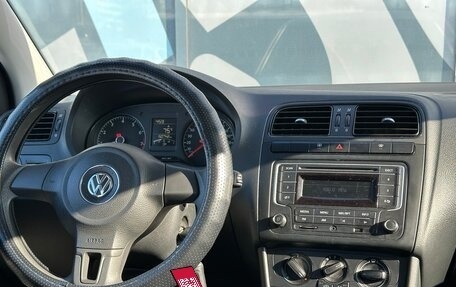 Volkswagen Polo VI (EU Market), 2015 год, 845 000 рублей, 11 фотография