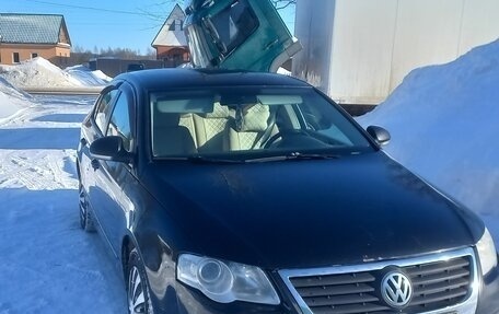 Volkswagen Passat B6, 2008 год, 650 000 рублей, 2 фотография