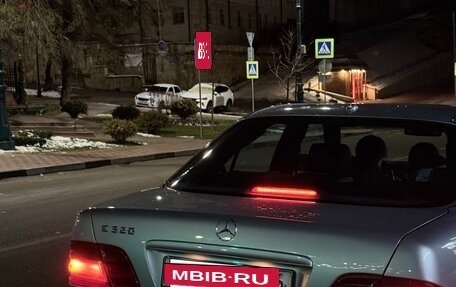 Mercedes-Benz E-Класс, 2001 год, 1 100 000 рублей, 3 фотография