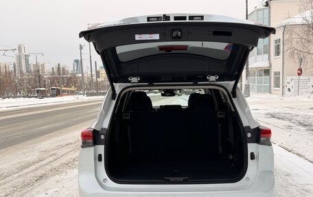 Toyota Highlander, 2025 год, 5 400 000 рублей, 13 фотография