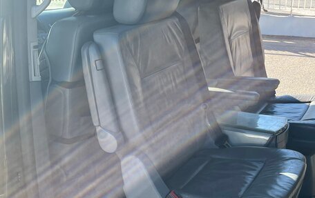 Volkswagen Multivan T5, 2006 год, 1 300 000 рублей, 8 фотография