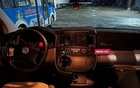 Volkswagen Multivan T5, 2008 год, 1 800 000 рублей, 15 фотография