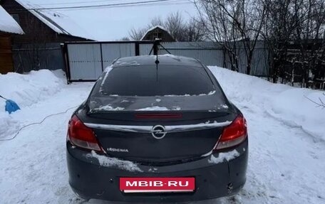 Opel Insignia II рестайлинг, 2011 год, 850 000 рублей, 2 фотография