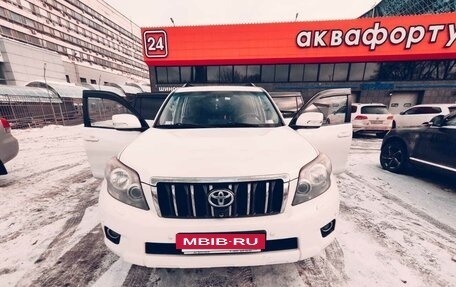 Toyota Land Cruiser Prado 150 рестайлинг 2, 2012 год, 3 000 000 рублей, 5 фотография
